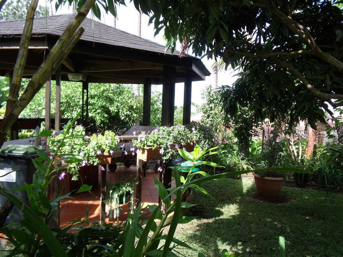 Villa Les Agapanthes Le Tampon Exterior foto